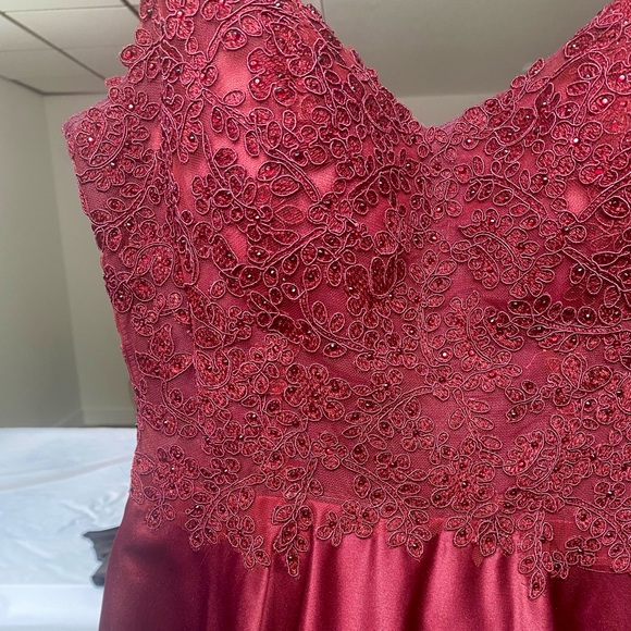 Grad/Prom Dress✨ - Picture 2 of 3